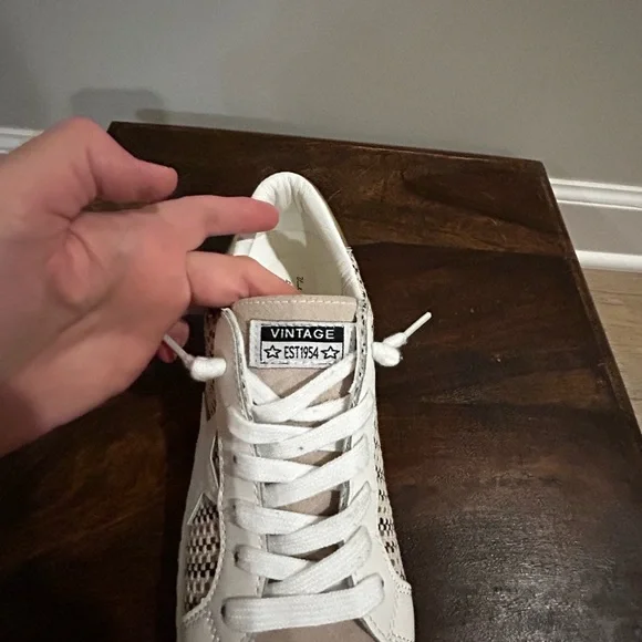 Vintage Havana Sneaker - Picture 6 of 8